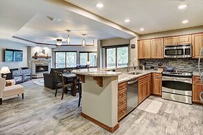 Luxurious 3 Bedroom Walk To Slopes & Beaver Creek Ge Condo by Redawnin