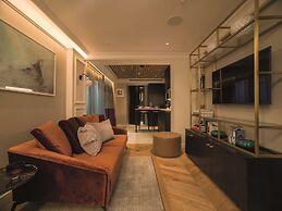 The Guardsman Hotel and Residences