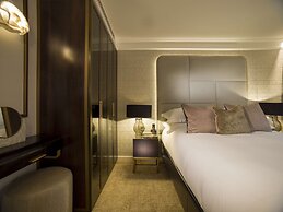 The Guardsman Hotel and Residences