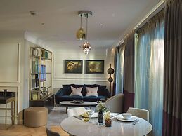 The Guardsman Hotel and Residences