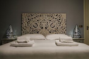 Piazza Dante Suites in Naples