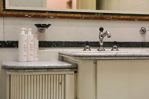 Piazza Dante Suites in Naples