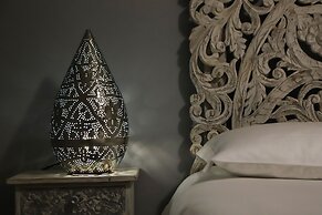 Piazza Dante Suites in Naples