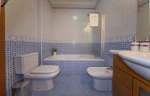 B41 - Windmill Modern with Pool