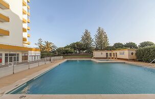 B43 - Spotless Seaview Apartment