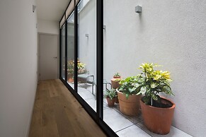 Hausd - Oxford Street