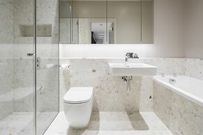 Hausd - Oxford Street