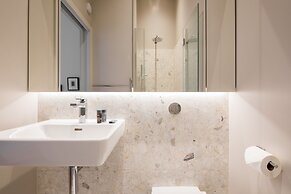 Hausd - Oxford Street