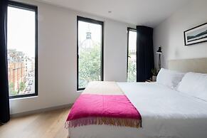 Hausd - Oxford Street