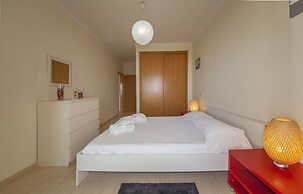 B44 - Alto do Quintão Central Apartment