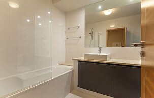 B27 - Luz Bay 2 Bedroom Apartment