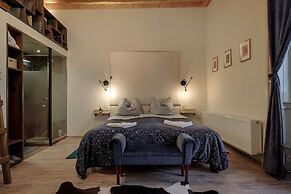 Park&Art Mini Boutique Hotel