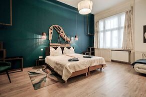 Park&Art Mini Boutique Hotel