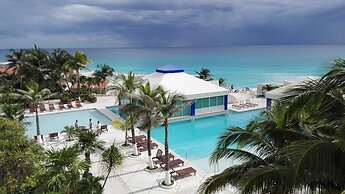 Solymar Cancun Condos