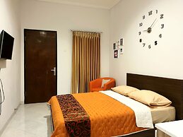 Comfy Room in Piliau Residence