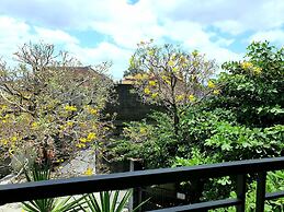 Comfy Room in Piliau Residence