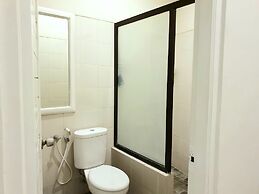 Comfy Room in Piliau Residence