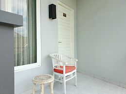 Comfy Room in Piliau Residence