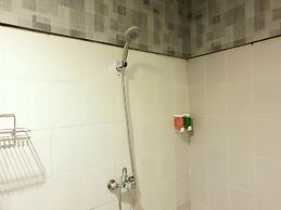 Comfy Room in Piliau Residence