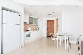 Luxurious Apt W Panoramic Sea View - 75m