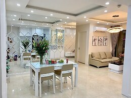 Bayhomes D'Capitale Serviced Apartment