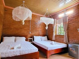 Cat Tien Farmer Lodge