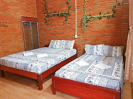 Cat Tien Farmer Lodge