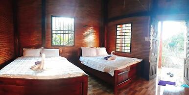 Cat Tien Farmer Lodge