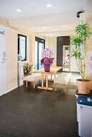 Breeze Shortstay Female Only