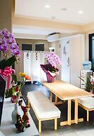 Breeze Shortstay Female Only