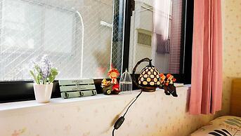 Breeze Shortstay Female Only