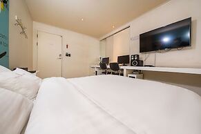 Guri Lexy Hotel