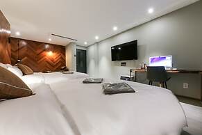 Cheongju Maryjane Hotel