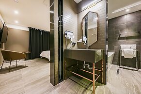 Cheongju Maryjane Hotel