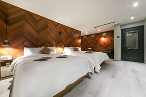 Cheongju Maryjane Hotel