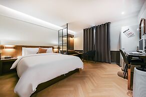 Cheongju Maryjane Hotel