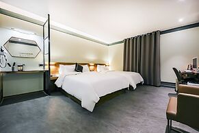 Cheongju Maryjane Hotel