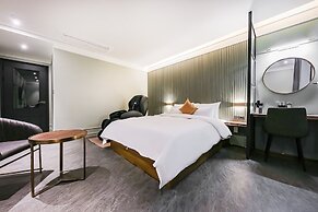 Cheongju Maryjane Hotel