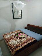 Maasai Backpackers Home