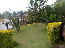 Maasai Backpackers Home