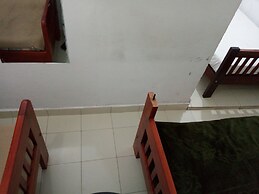 Maasai Backpackers Home