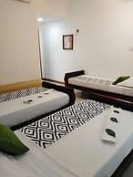 27 Cafe Zanzibar Airport Hotel