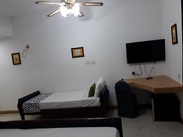 27 Cafe Zanzibar Airport Hotel