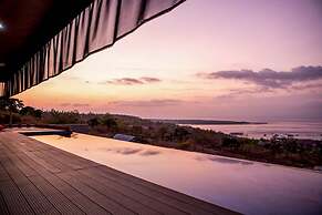 The Arancia Luxury Villa