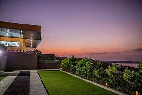 The Arancia Luxury Villa