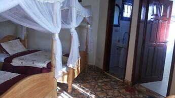 Parkside Safari Lodge