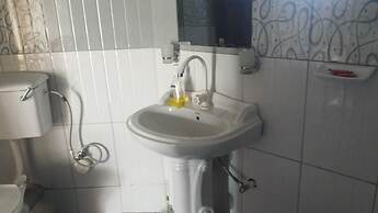 Parkside Safari Lodge