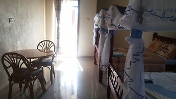 Parkside Safari Lodge