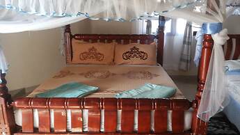 Parkside Safari Lodge