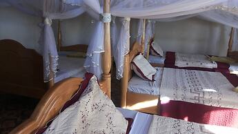 Parkside Safari Lodge